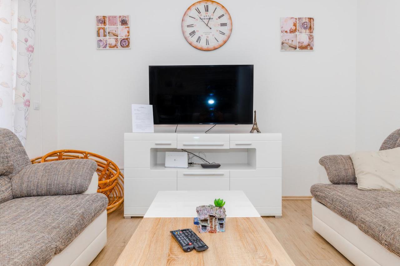 Spacious 2-Bedroom Apartment With Terrace And Parking Cavtat Εξωτερικό φωτογραφία