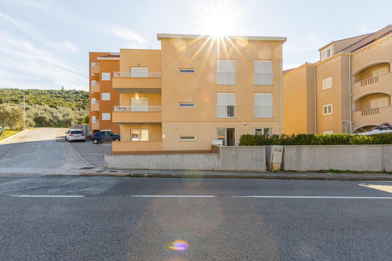 Spacious 2-Bedroom Apartment With Terrace And Parking Cavtat Εξωτερικό φωτογραφία