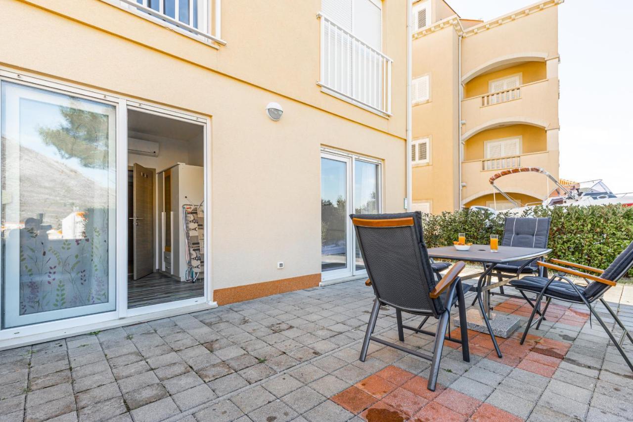 Spacious 2-Bedroom Apartment With Terrace And Parking Cavtat Εξωτερικό φωτογραφία