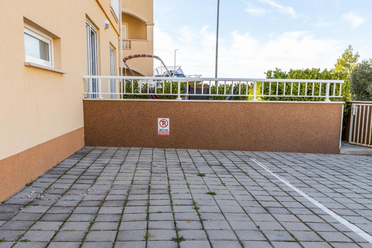 Spacious 2-Bedroom Apartment With Terrace And Parking Cavtat Εξωτερικό φωτογραφία