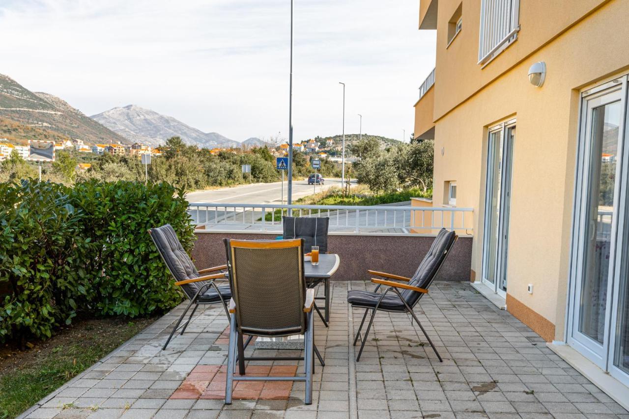 Spacious 2-Bedroom Apartment With Terrace And Parking Cavtat Εξωτερικό φωτογραφία