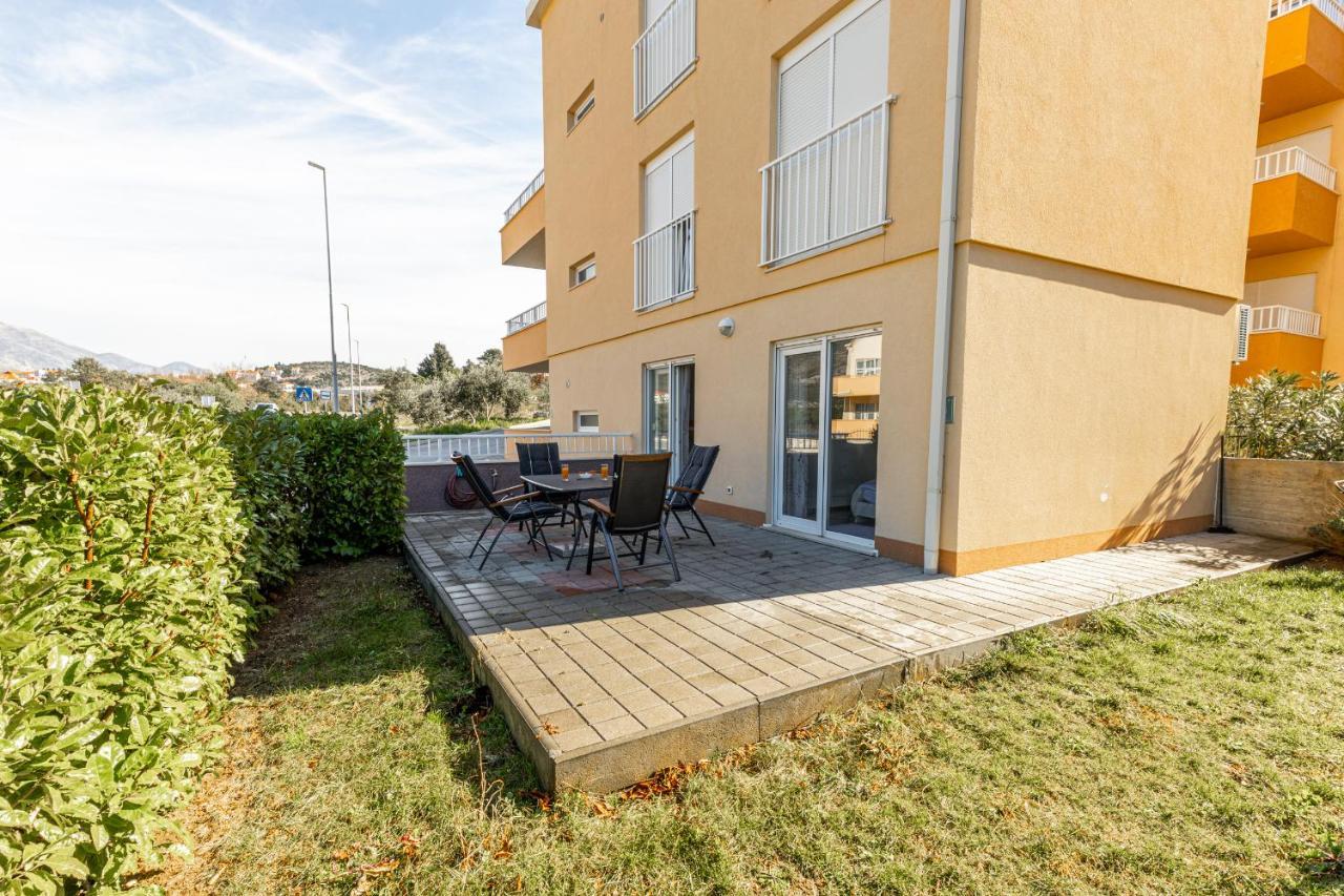 Spacious 2-Bedroom Apartment With Terrace And Parking Cavtat Εξωτερικό φωτογραφία