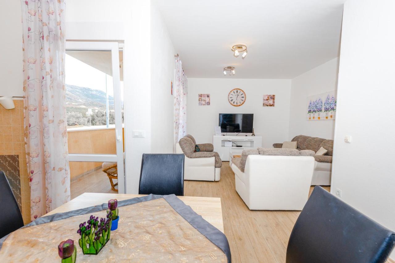Spacious 2-Bedroom Apartment With Terrace And Parking Cavtat Εξωτερικό φωτογραφία